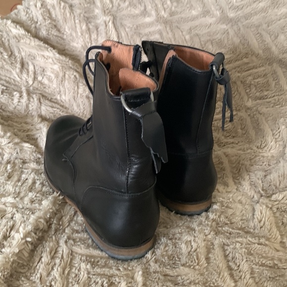 Aigle mens genuine high quality leather military style - Picture 4 of 6